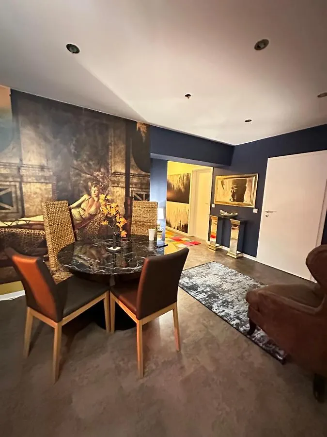 Luxurious Apartment With Sauna كولونيا 0*,