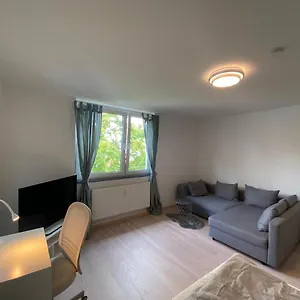 Apartment With Balcony, Köln
